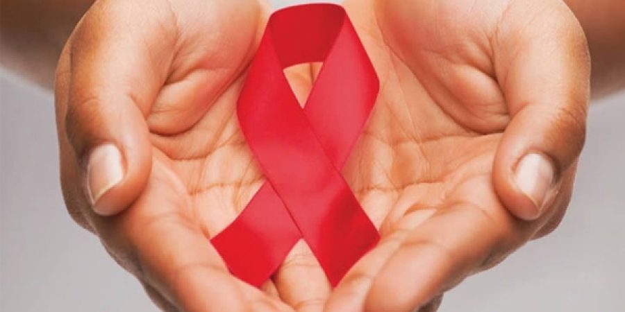 “Quem testa positivo para o HIV, automaticamente vai testar positivo para Covid-19.” Será?